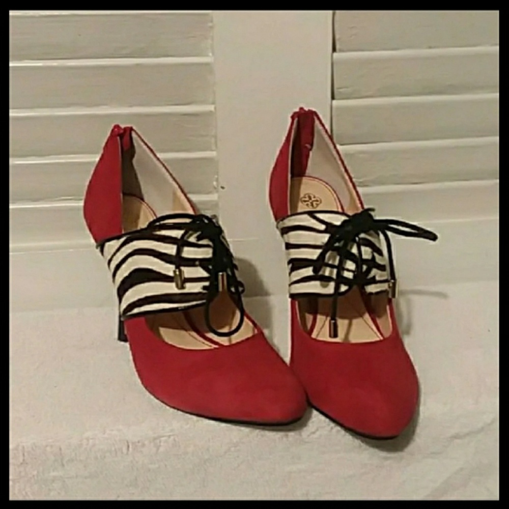 ISOLA Heels